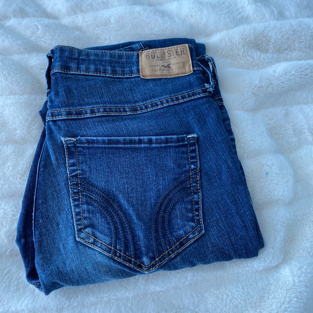Women’s Hollister Medium wash Jeans